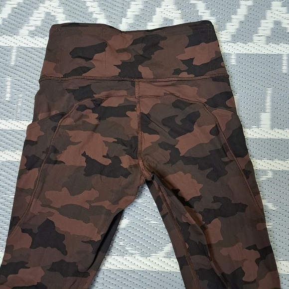 LULULEMON Fast and Free Tight II - Picture 8 of 14